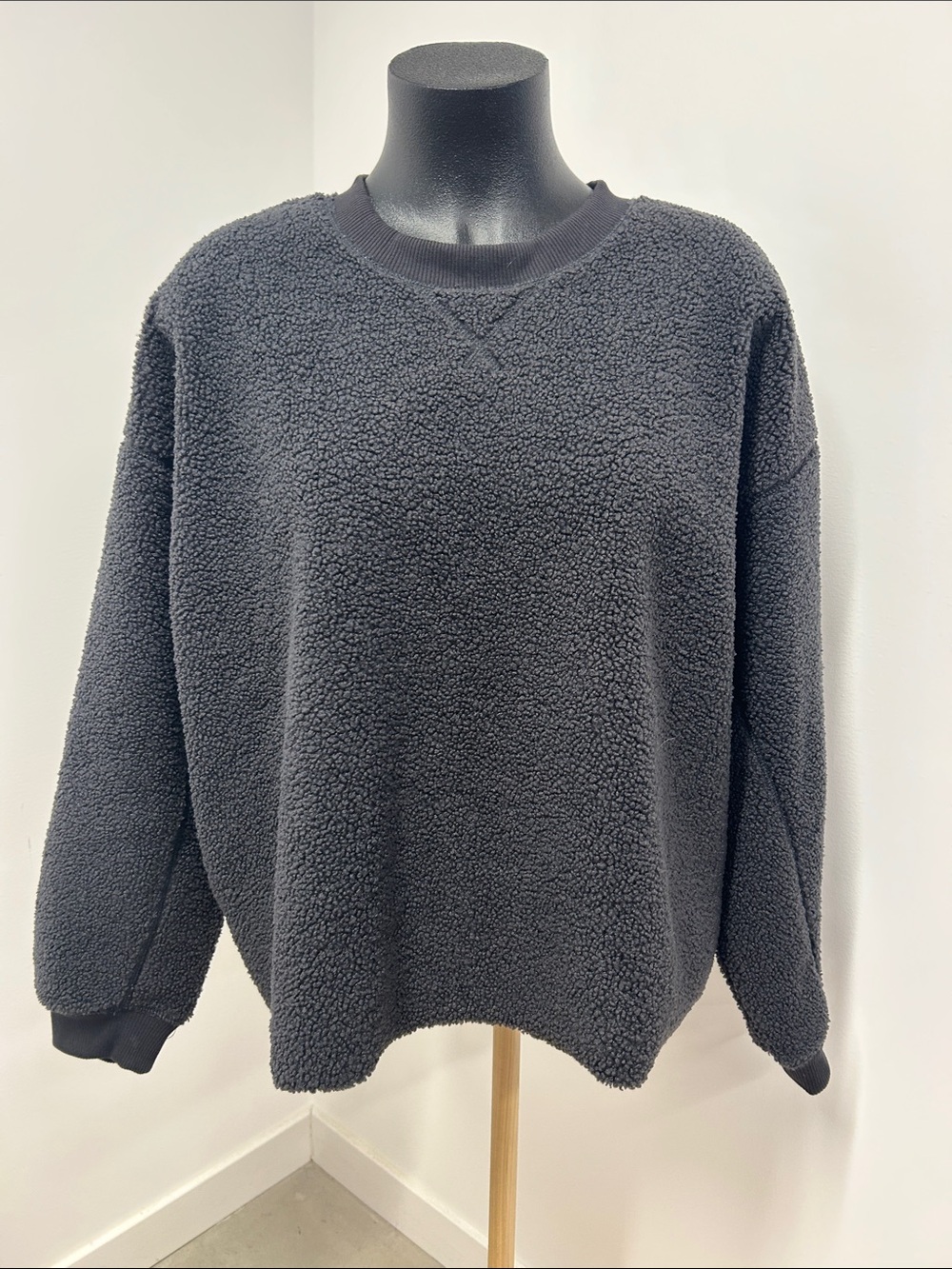 American Eagle Sherpa Fleece Crewneck Sweatshirt Dark Gray Large